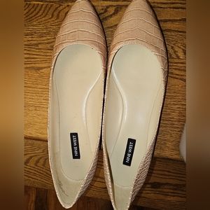 Flats nine west size 10